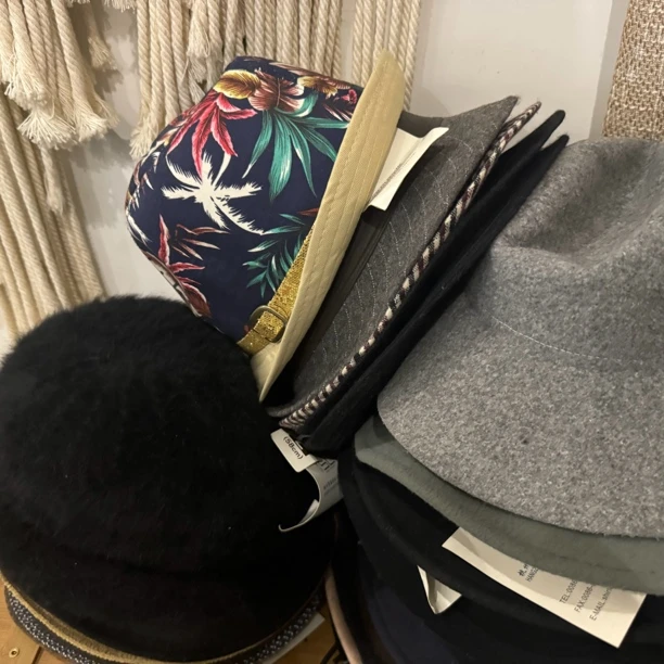 SY，101-200孤品围巾帽子专拍 默认微瑕 无运险介意慎拍