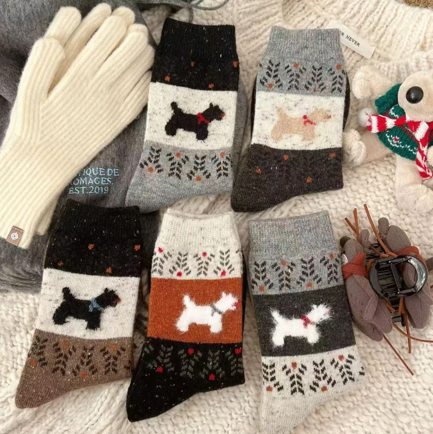 【粉丝专属】杀疯了，元旦小修狗羊毛袜SW-B707