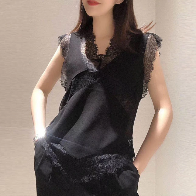 商场同款女装2024夏急新款时尚百搭蕾丝无袖V领打底背心女5300598