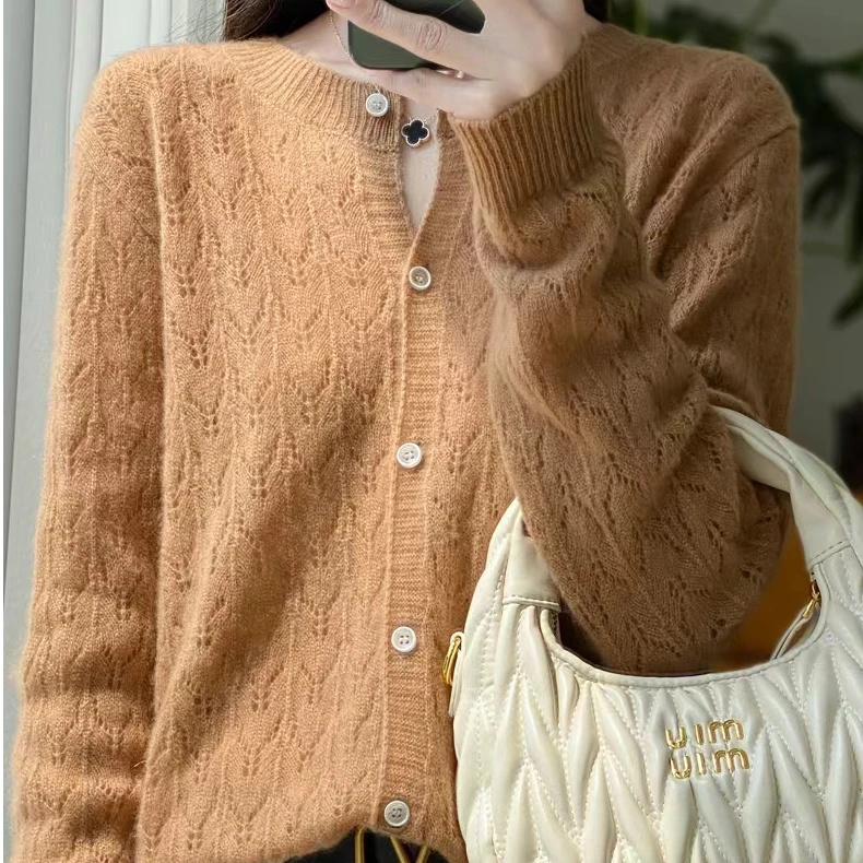 秋冬新款圆领镂空开衫