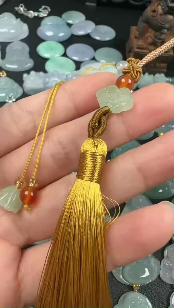 【闪购商品】翡翠颈饰未镶嵌多样性发其一
