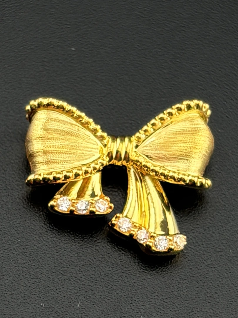 莫桑石18k金 Au750吊坠 拉丝蝴蝶结 076 送项链