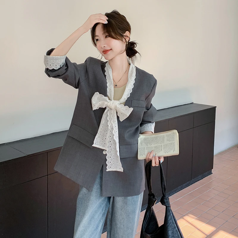 设计感蕾丝拼接西装外套女2025年春秋新款小个子休闲宽松气质上衣