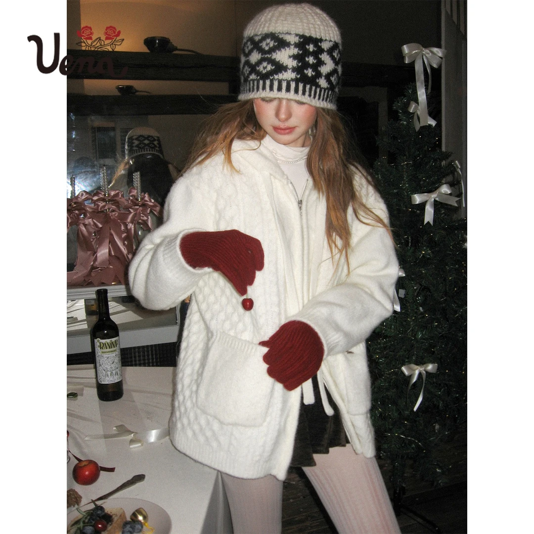 【香草牛乳茶】Uena美式复古白色菱形格纹绞花连帽毛针织开衫女