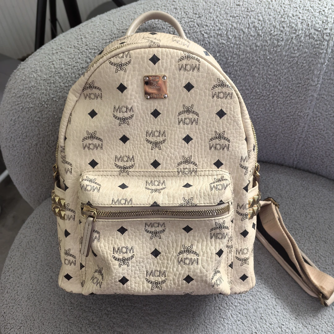 95新 MCM mcm 双肩包 米白色 小号