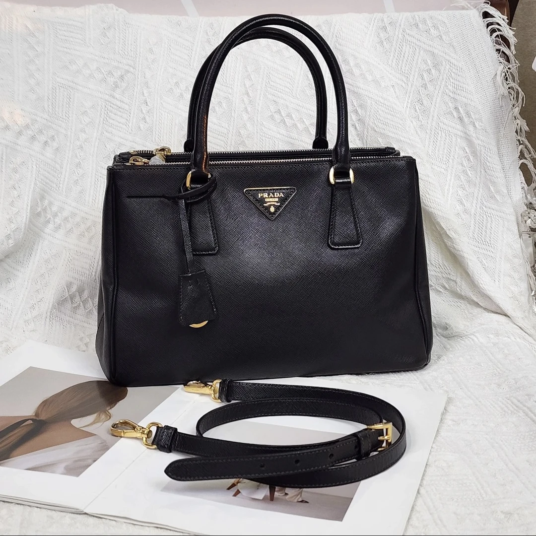 95新 Prada/普拉达 普拉达 黑金杀手 中号 单肩包 9020439