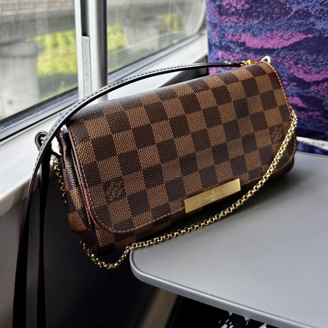99新 LouisVuitton/路易威登 Lv棋盘格小号挚爱单肩包 9784000