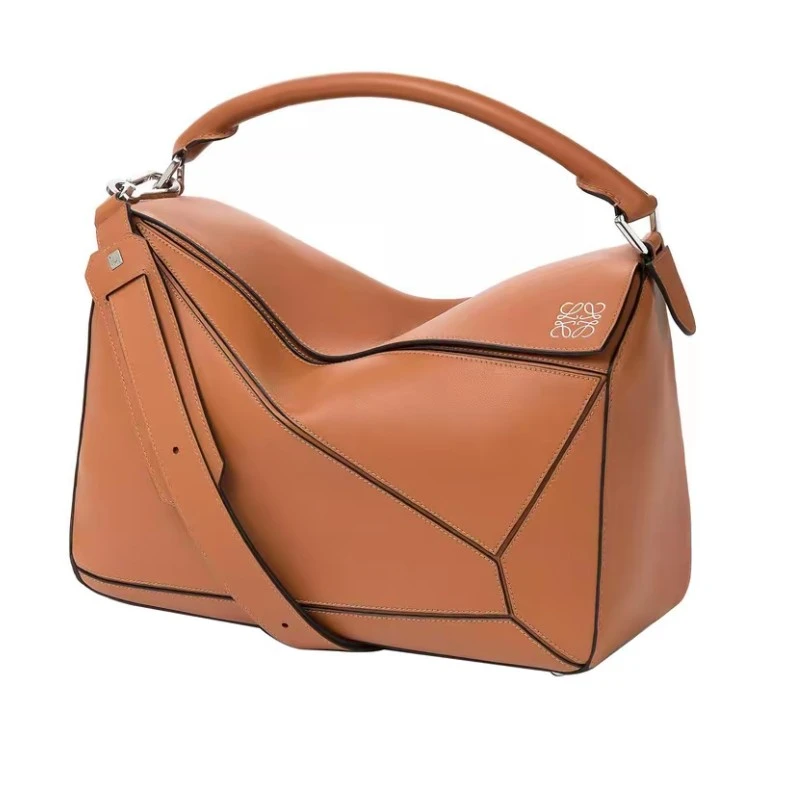 95新 LOEWE/罗意威 罗意威中号焦糖色几何包 单肩包 10189703