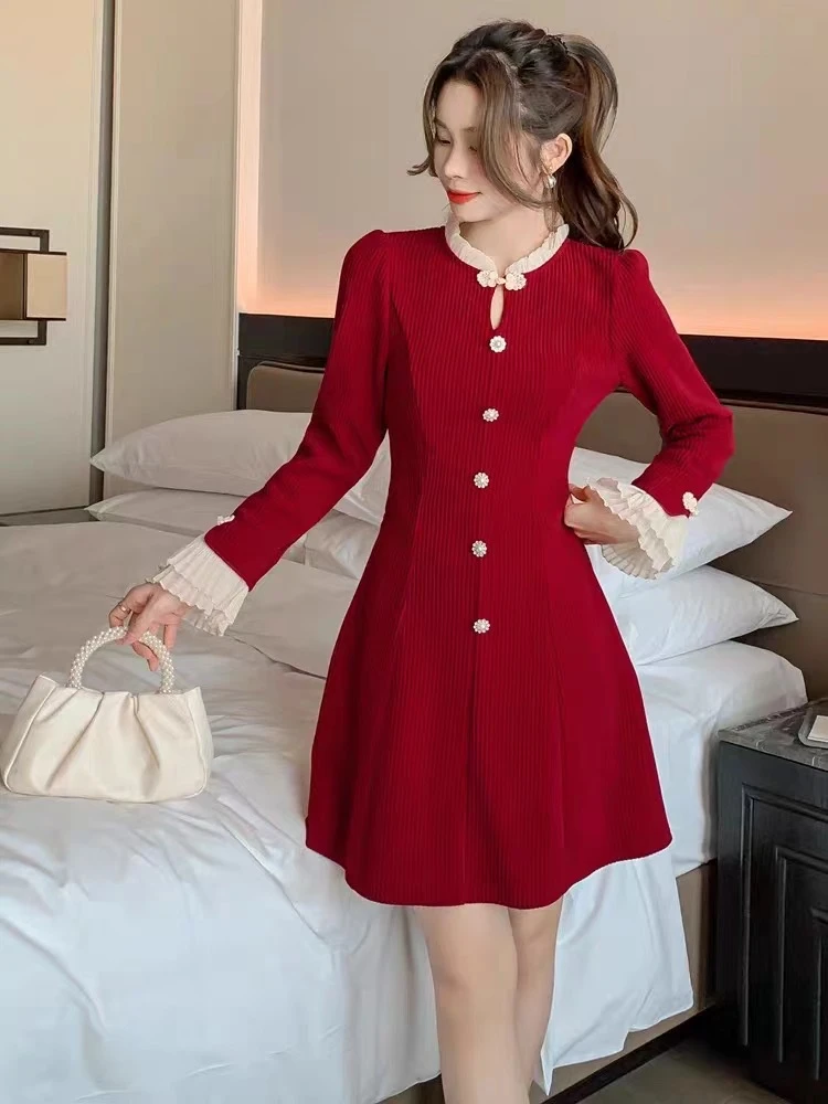 秋冬大码新款时尚黑色法式小香风设计感新中式收腰高级感连衣裙店