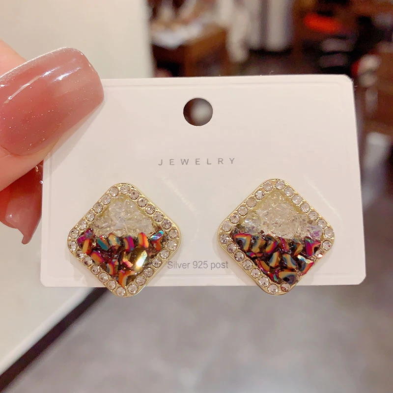 铜合金合成锆石耳饰 简约时尚方形耳钉气质百搭耳环