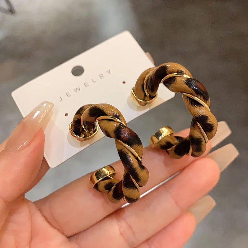 铜合金亚克力耳饰 欧美大气豹纹缠绕耳环女高级感气质百搭网红银