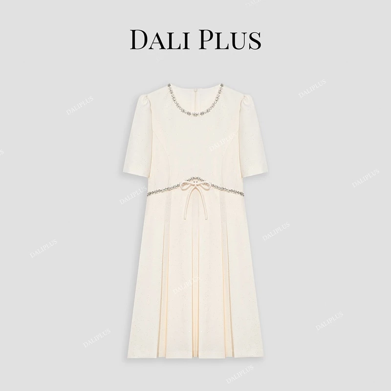 DALI PLUS重工镶钻高级白晶晶气质女装短袖百褶连衣裙-D4MX0002-2