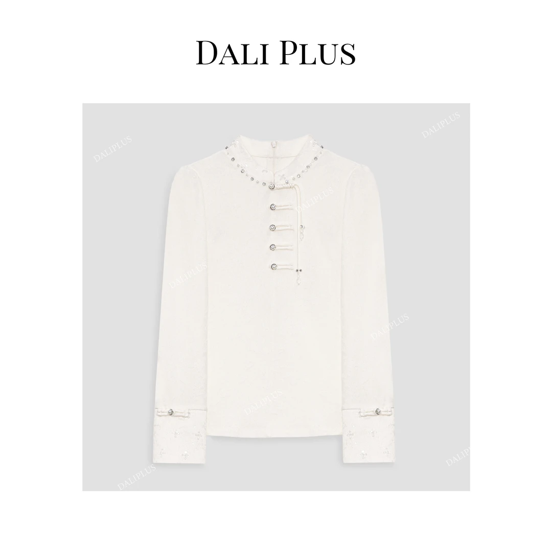 DALI PLUS新国风新中式白色暗纹提花单边流苏盘扣女衬衫-D4SS0046