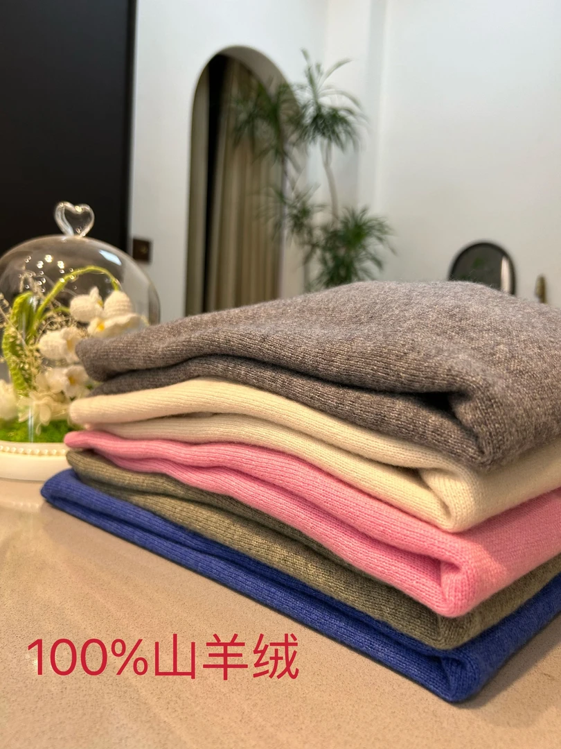 （101-200）[100%纯山羊绒]女款秋冬打底重工面料柔软羊绒衫