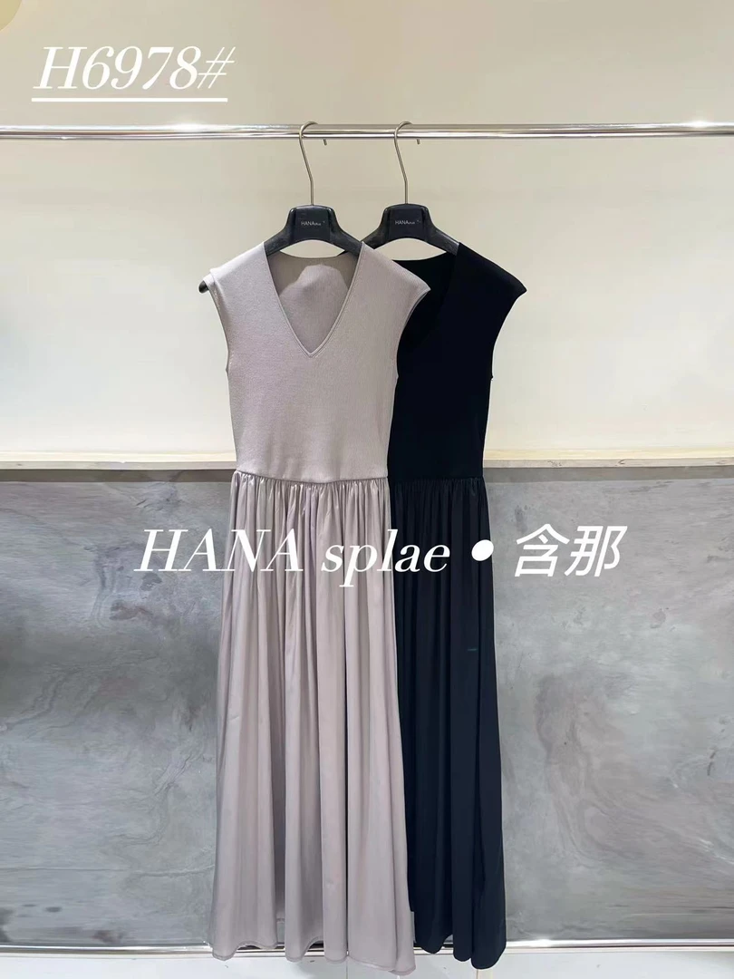 鑫燃Kiki 气质显瘦拼接设计感V领连衣裙 6978 HANNA