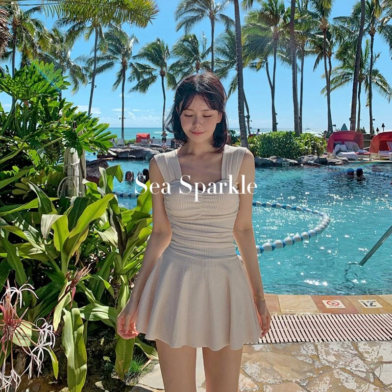 [sea sparkle]韩系ins温柔高级保守遮肉裙式分体平角泳衣温泉海边