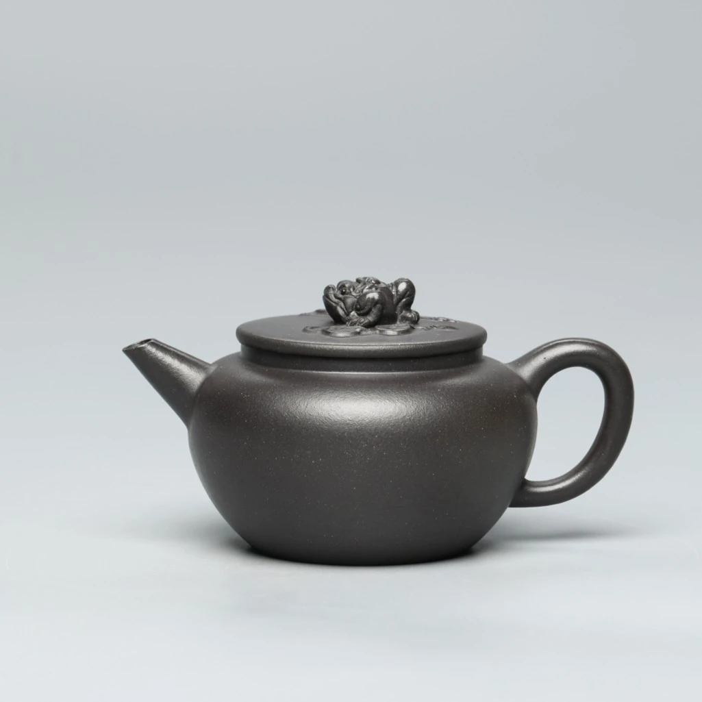 XXD 47达观【蜀中徐门】徐杏娣 小金蟾 高黑料 180cc紫砂壶尚古