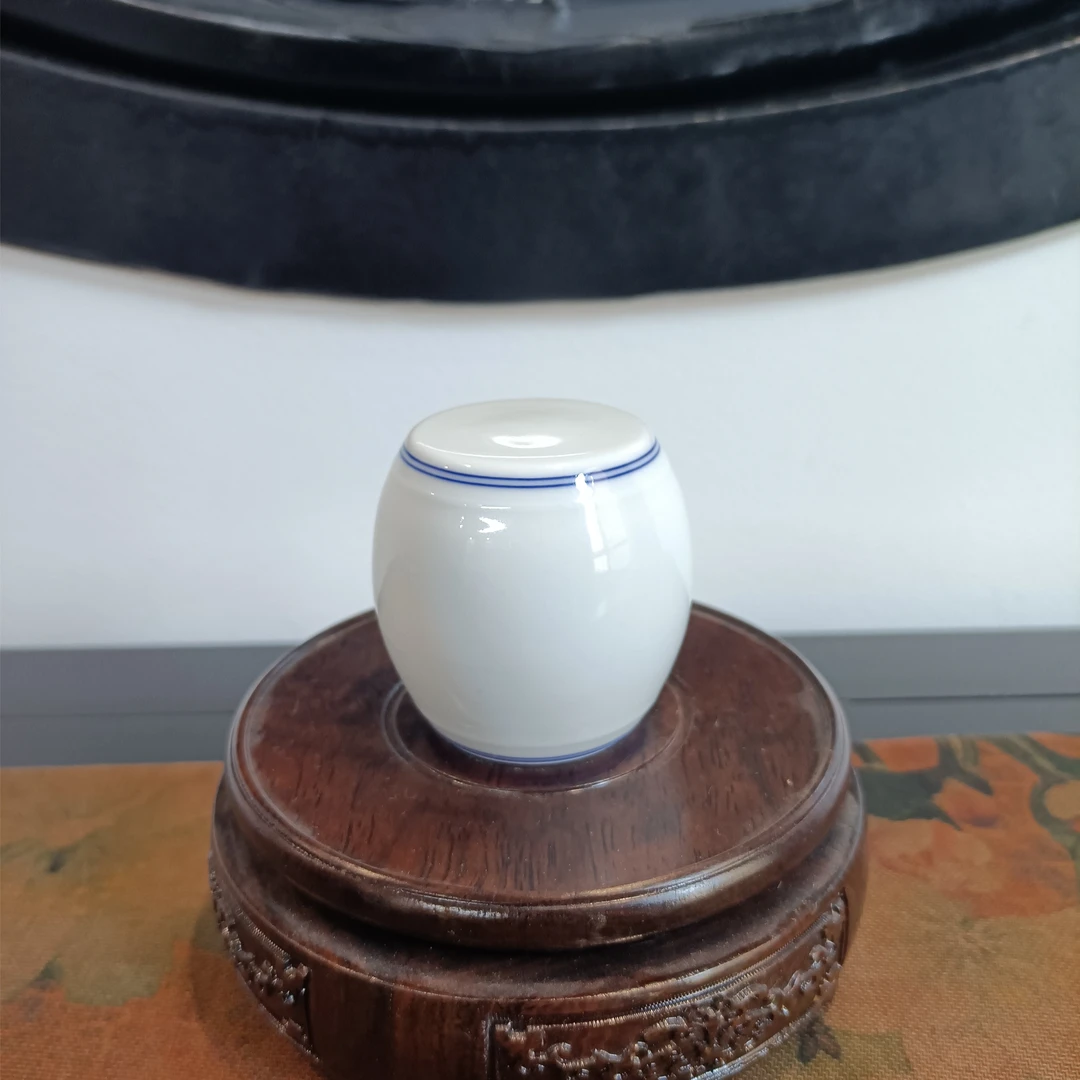 2达观景德镇手工瓷器【涂杏花】青白瓷鼓型盖置直径6cm长物纪