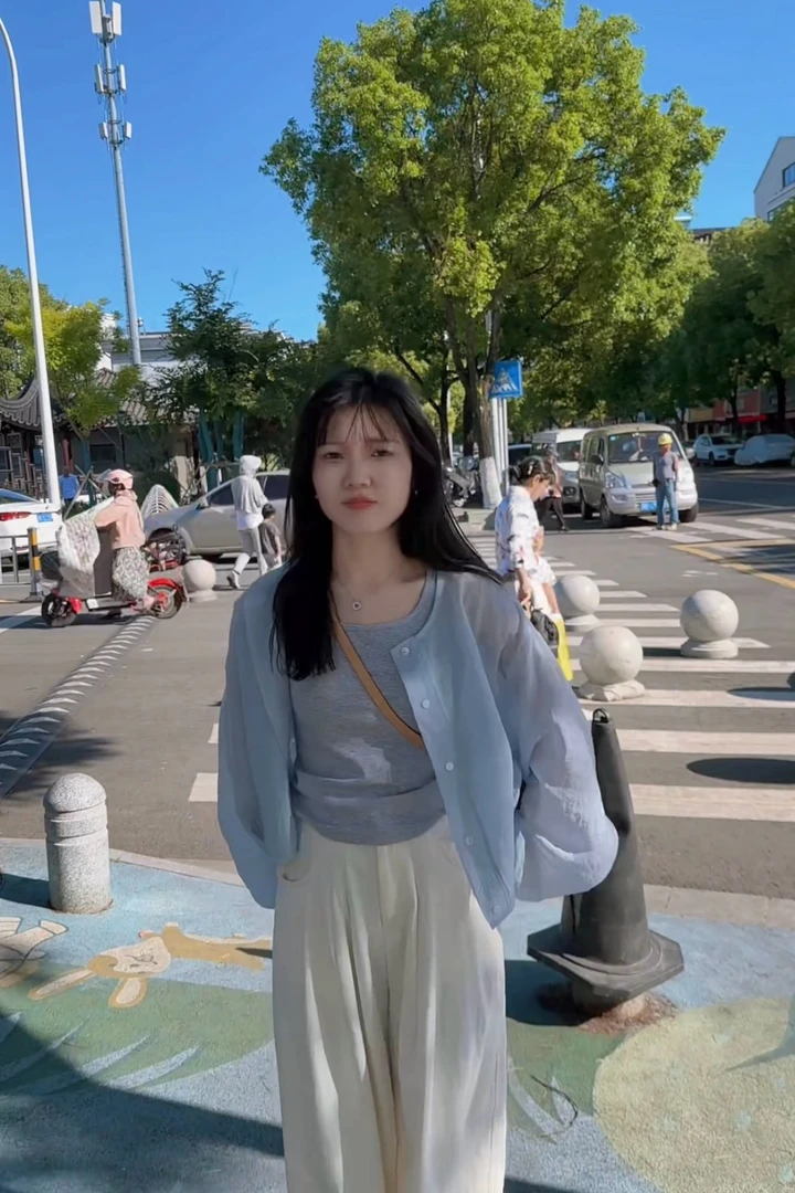 想见你STUDIO 慵懒韩系短款长袖防晒衫夏季轻薄上衣