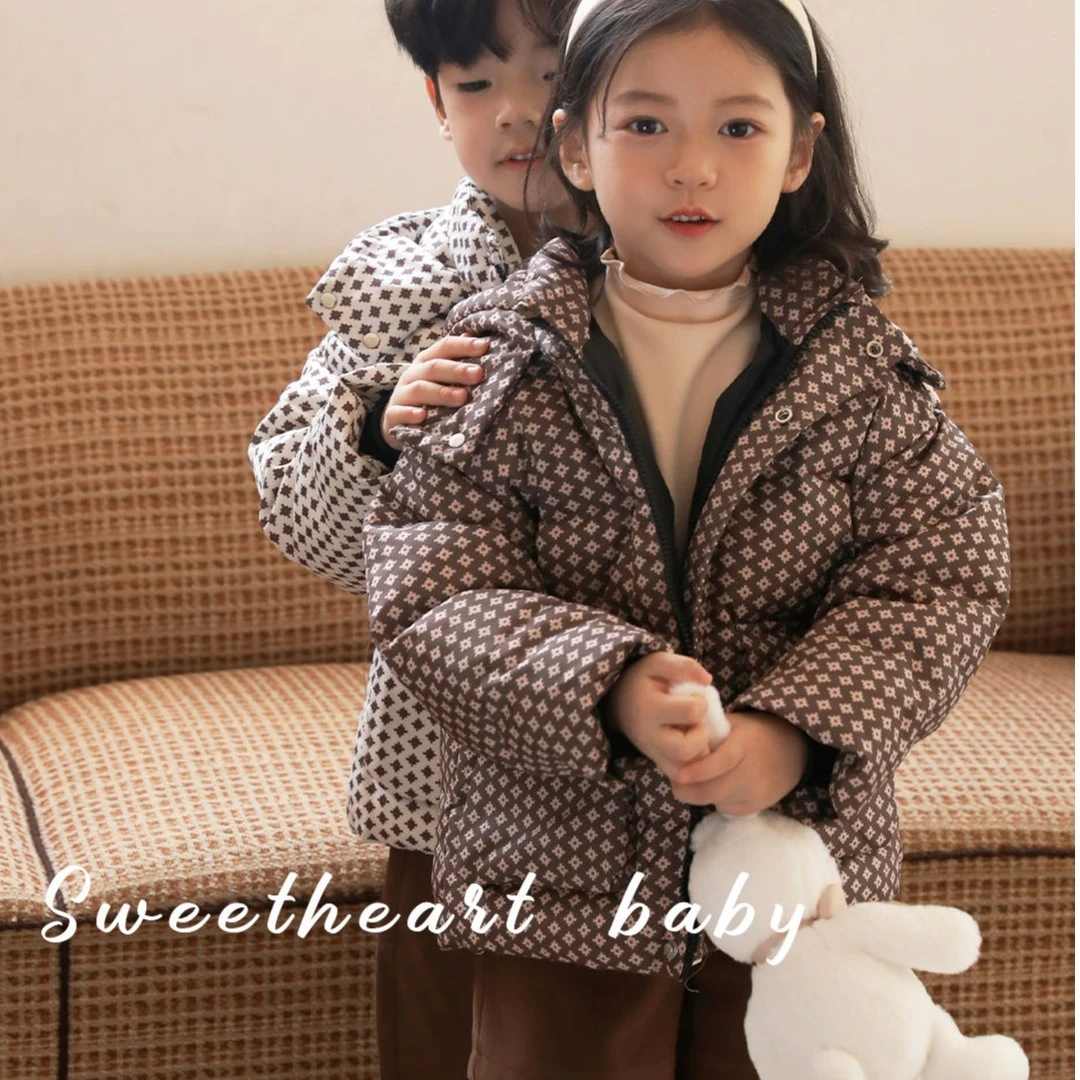 2023经典休闲宽松韩版男童加厚老花羽绒服暗花连帽保暖冬季