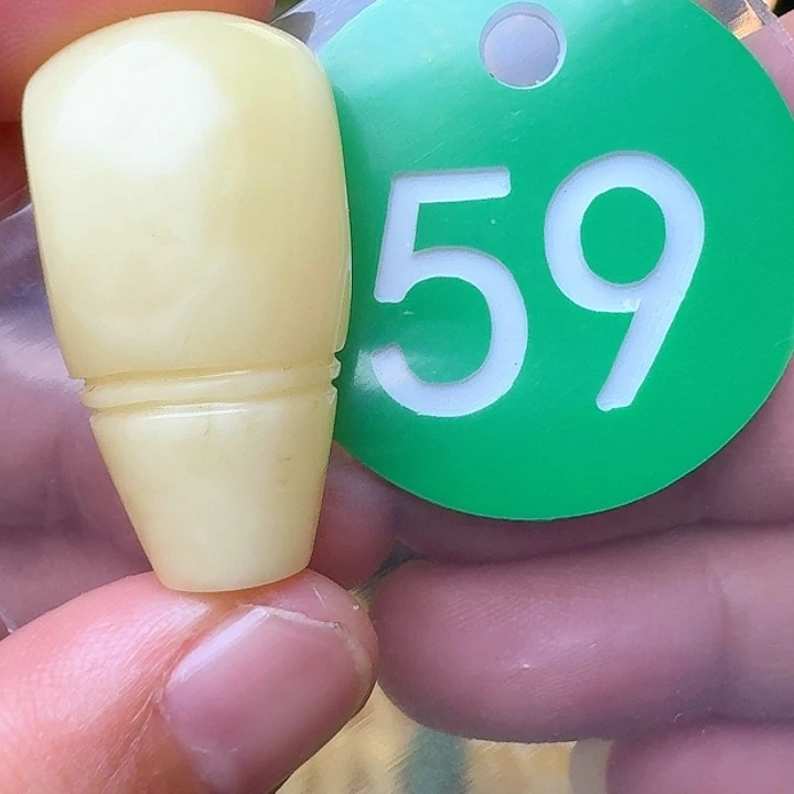 蜜蜡裸石未镶嵌花粉16.4m m