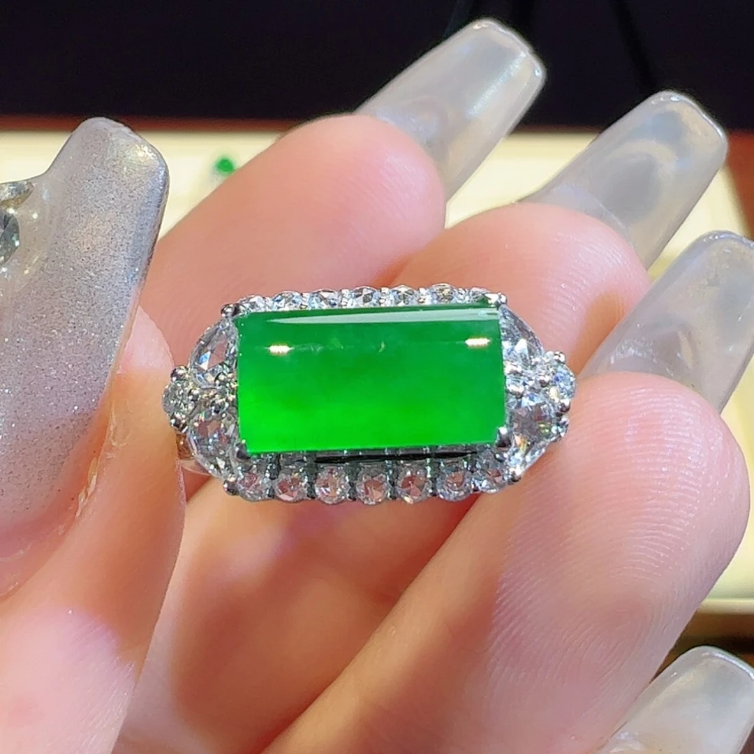 【闪购商品】翡翠戒指18K金镶嵌