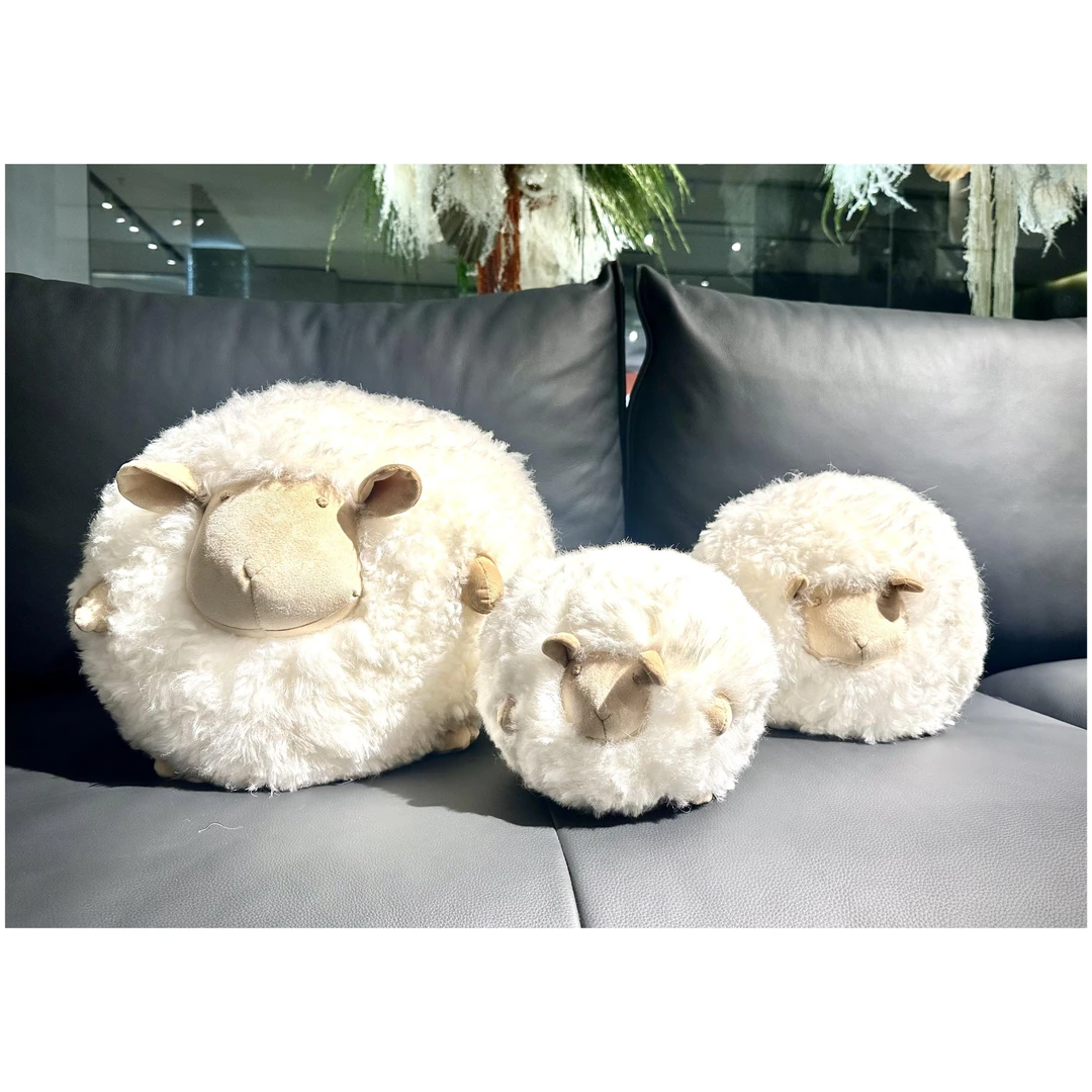私人订制 羊毛抱枕公仔羊球抱枕可爱轻奢羊驼毛绒绒填充饱满回弹