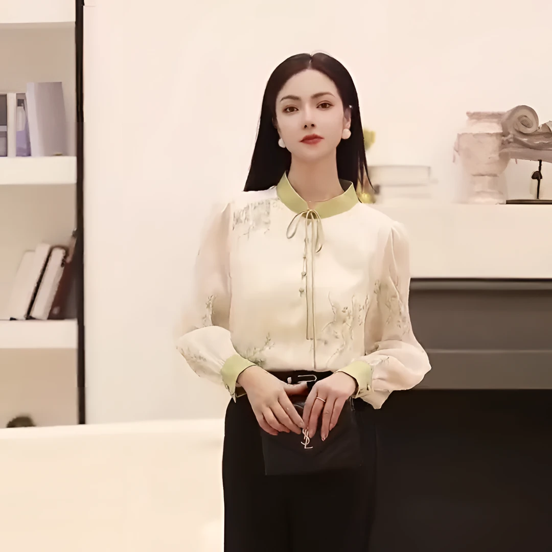 2024夏季新款刺绣显瘦气质百搭减龄垂感复古T恤衫