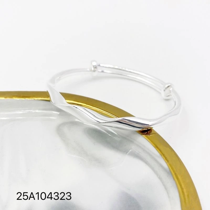 足银手镯 999.9足银莫比乌斯推拉款手镯实心足银波浪光面银手镯