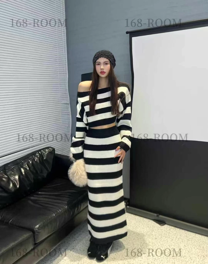 性感辣妹纯欲套装女春秋气质名媛毛衣半身裙高级感两件套