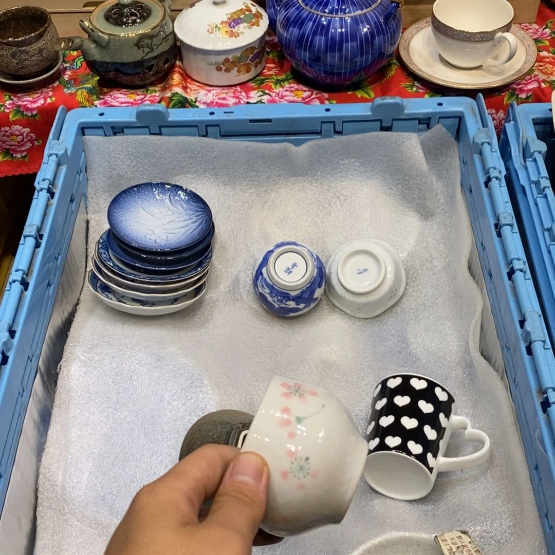 瓷片兰****3哈哈哈哈哈哈哈哈哈