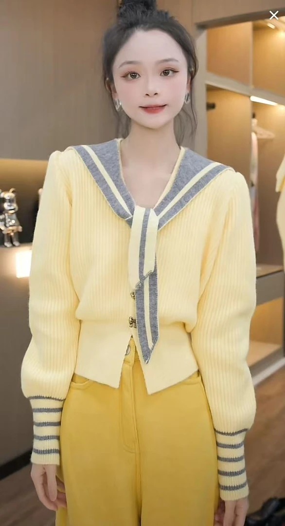 【秀宝女装】设计款百搭海军领披肩条纹针织毛衣XB5032