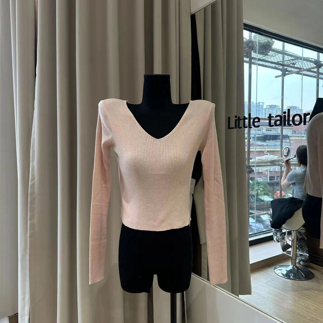 一只雪雪【层次美学】新款秋季气质纯欲温柔V领不规则百搭针织上衣