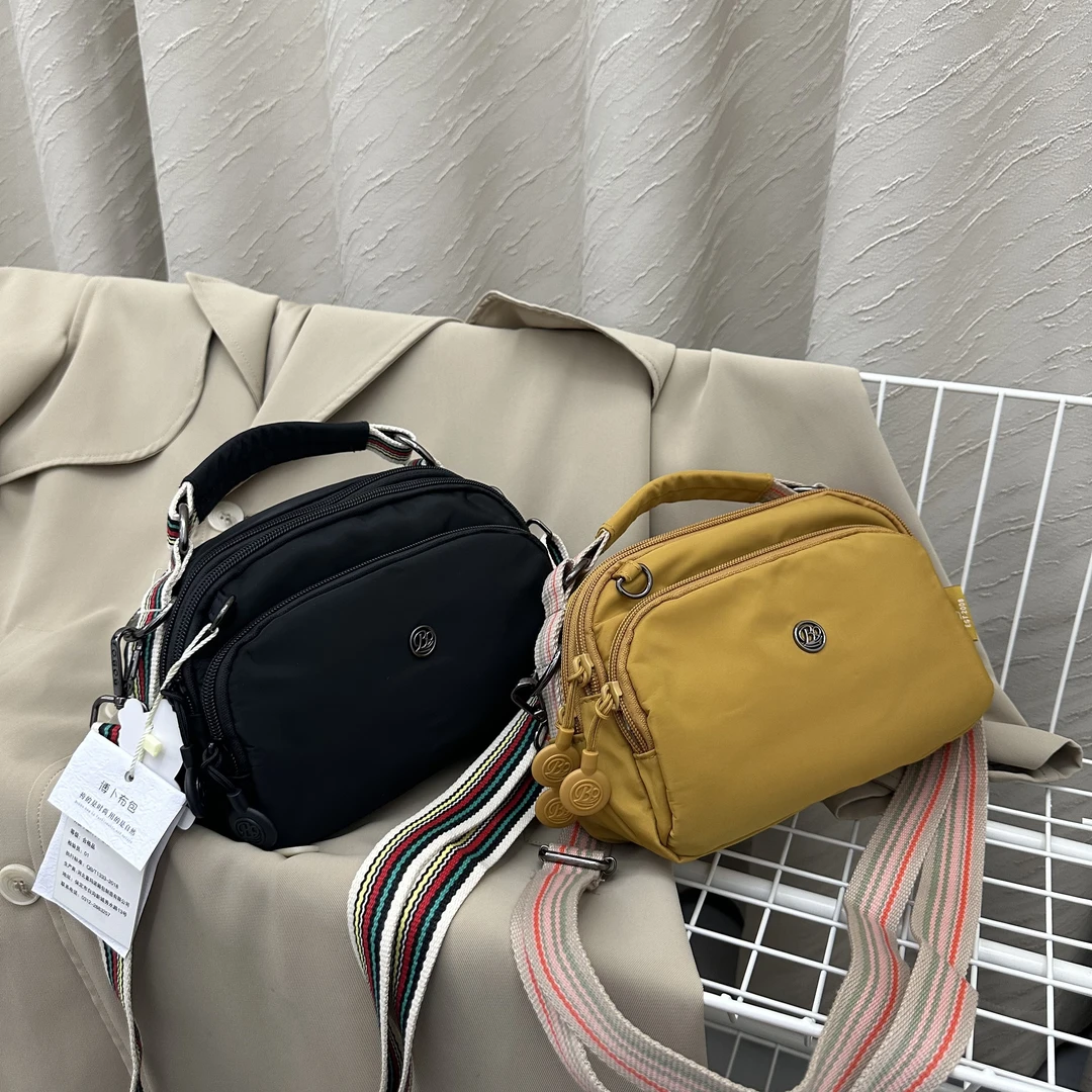 9068博卜正品斜挎包2024新款女士单肩包简约气质尼龙布包