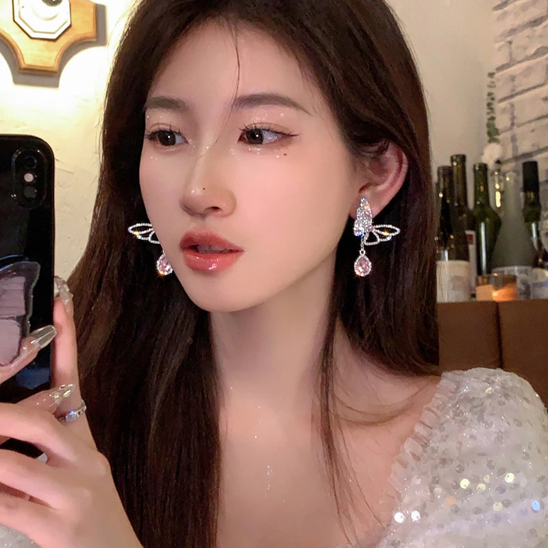 高级感蝴蝶闪钻耳环女2025年新款潮小众设计耳钉气质百搭耳饰419