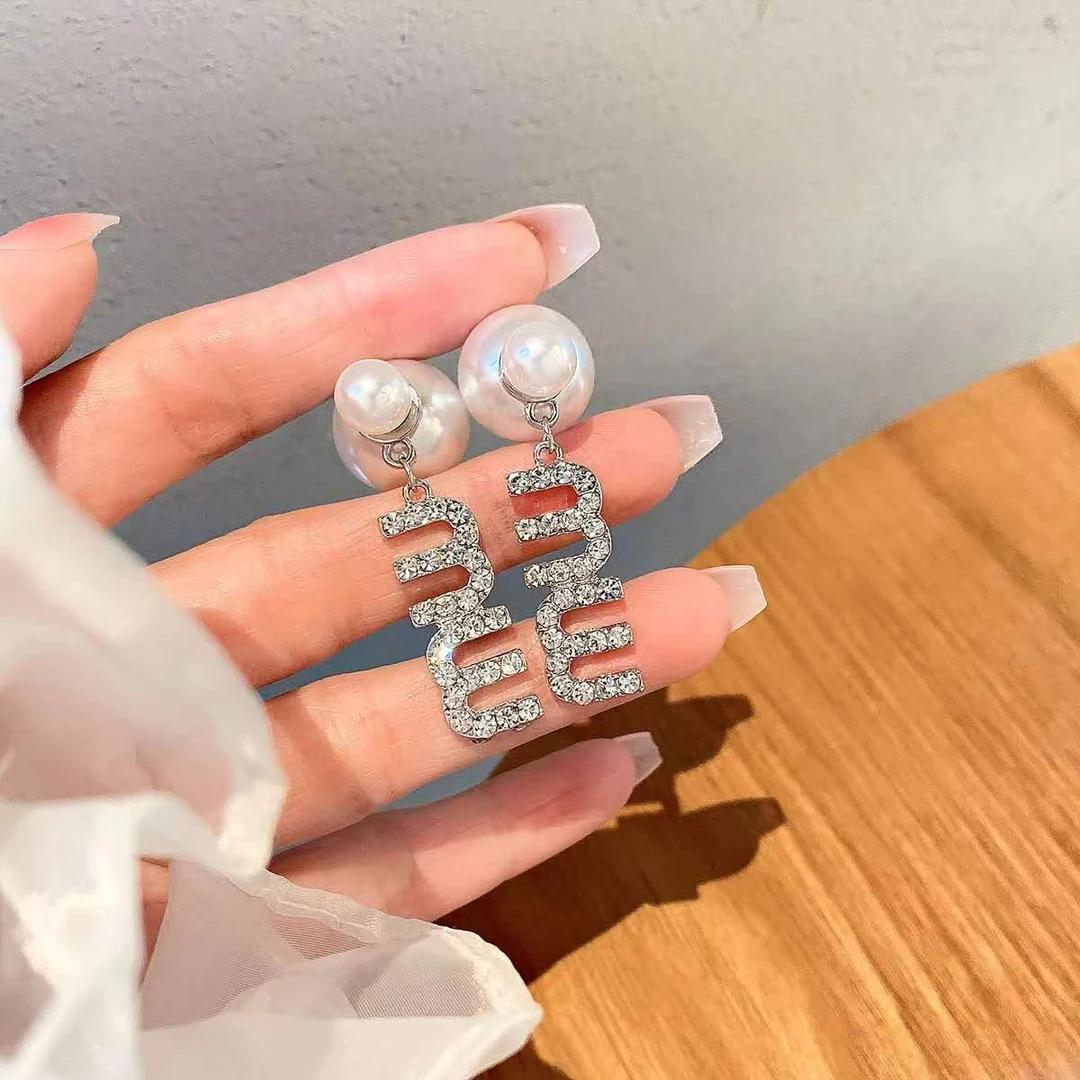 合金合成锆石耳饰 气质字母MM水钻耳环女百搭珠珠前后两戴耳饰188
