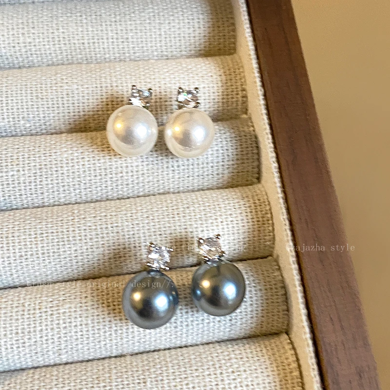 合金仿珍珠耳饰 珠珠锆石耳钉女秋冬复古设计感小众高级耳环408