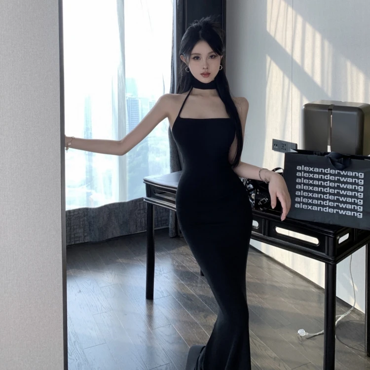 辣妹夏季显身材连衣裙法式显瘦高级感吊带裙子收腰抹胸鱼尾长裙女