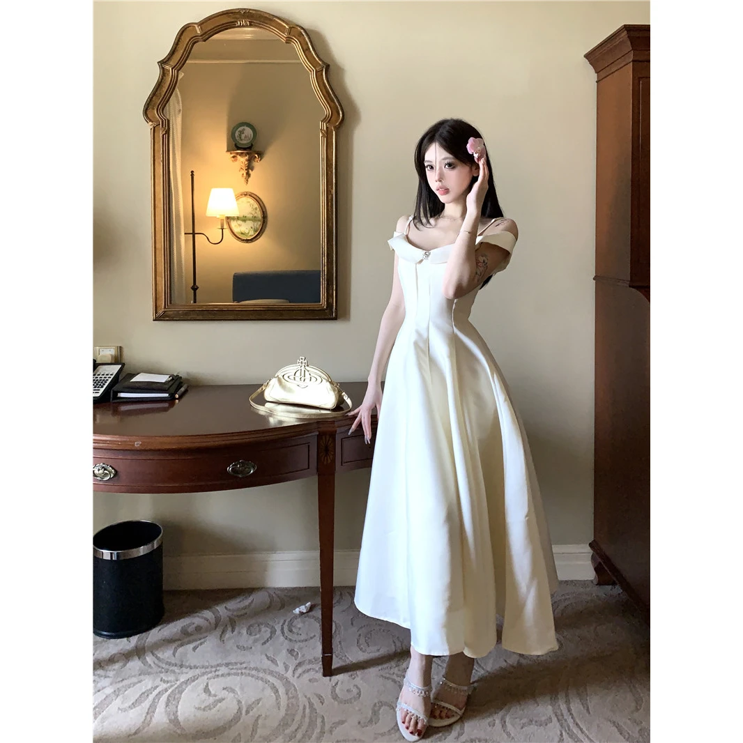 美式小众别致设计感肉粉白色法式吊带裙小个子一字肩收腰气质女