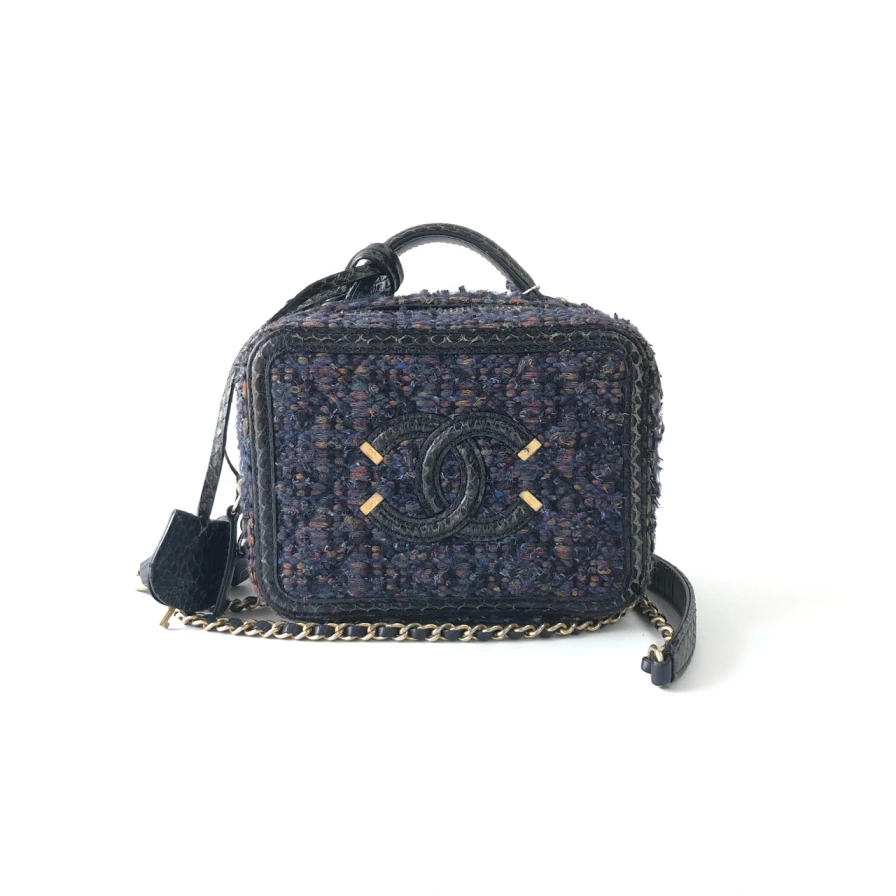 95新 Chanel/香奈儿 安洁利知之香奈儿藏蓝软尼相机包/409540