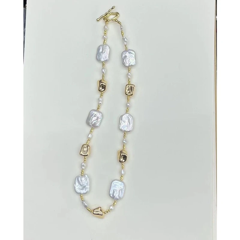 方块方糖冷光白皮耳饰