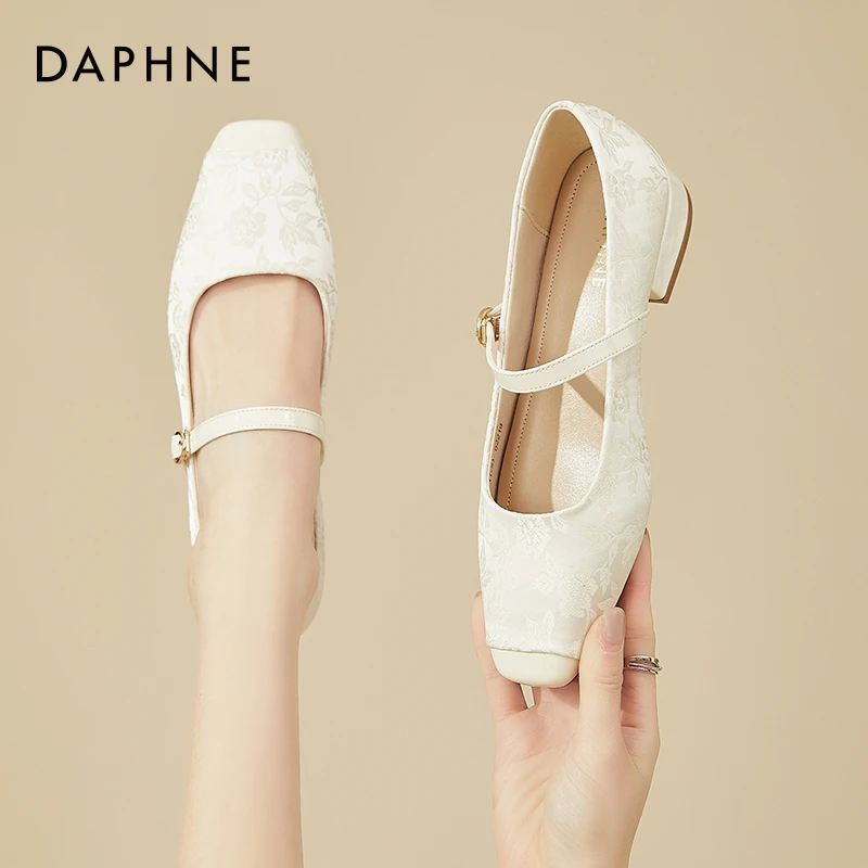 达芙妮国风新中式玛丽珍鞋女春季2024新款配马面裙鞋方头浅口单鞋