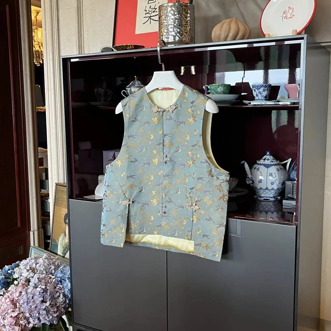 漫颜刘2024夏季新品桑蚕丝钱小萍枇杷山雀马甲圆领无袖中式上衣