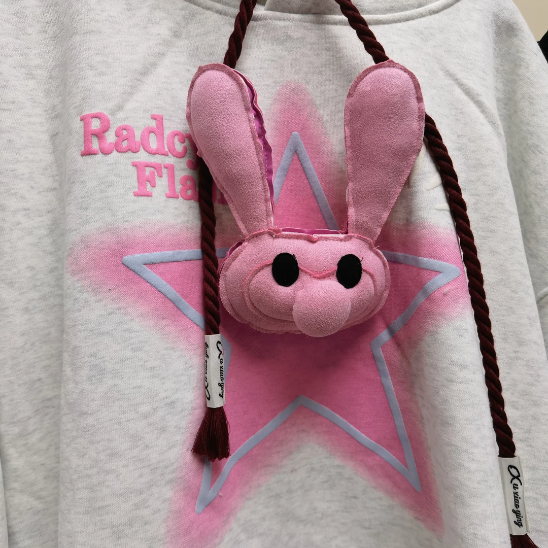 超大一颗兔子头立体充棉玩偶胸针卫衣时尚休闲连帽印花宽松卡通