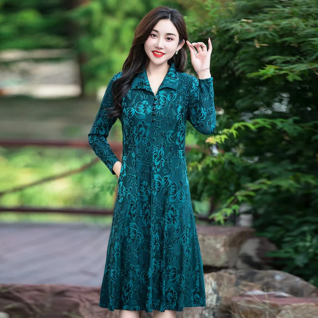 妈妈春装洋气翻领连衣裙女中年秋季时尚气质打底衫中老年长裙子