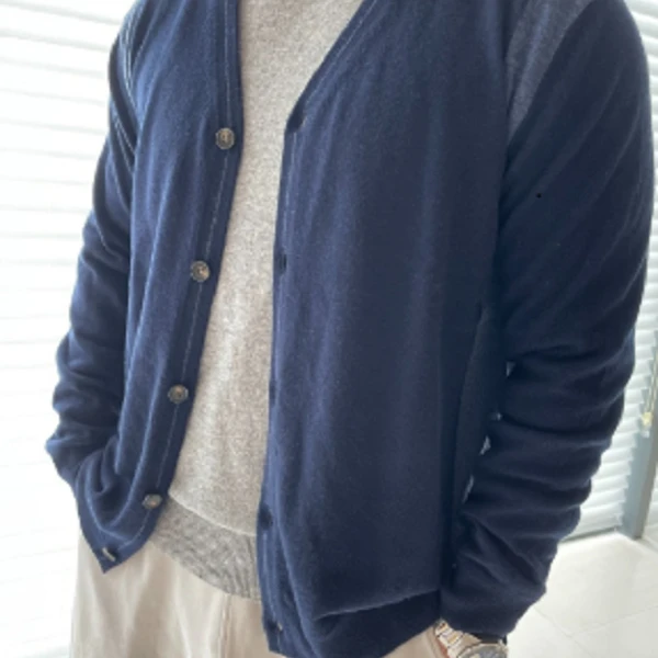 小一【精选穿搭】男士100山羊绒商务休闲V领开衫