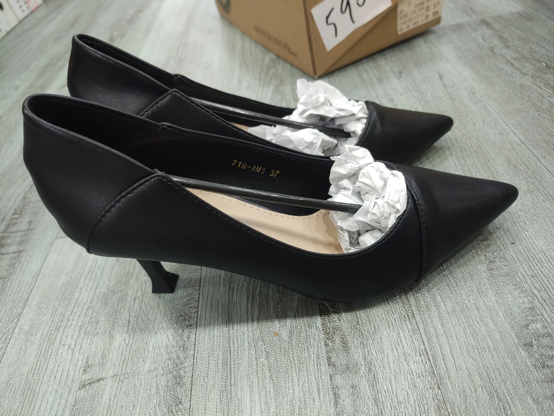 590时尚高端女鞋