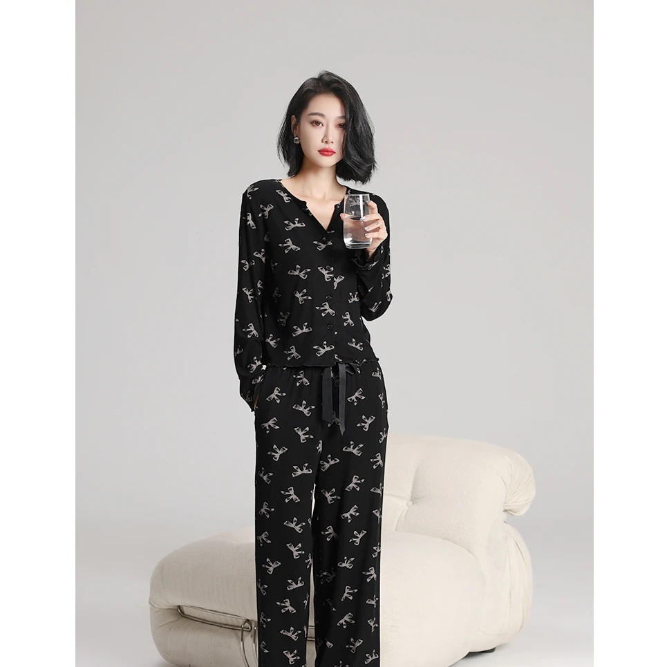 碧绒2025年新款睡衣女春秋季简约长袖轻甜网红风可外穿家居服套装