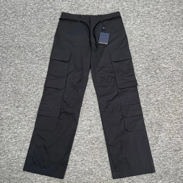 全新未使用 LouisVuitton/路易威登 工装裤/40码/未使用/wk0123