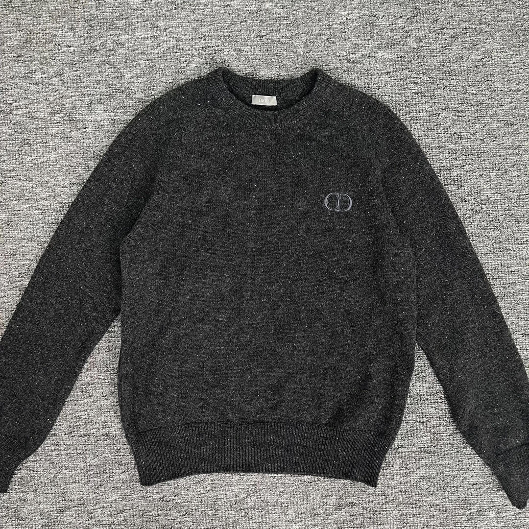 DIOR/迪奥深灰色圆领毛衣/XL码/99新/wk0551
